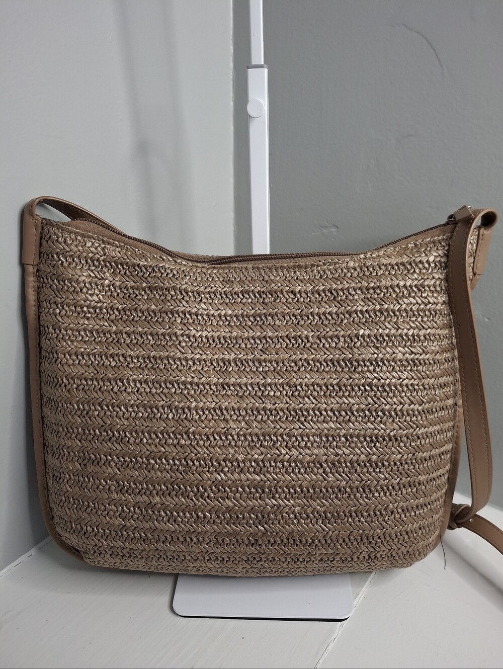 Vera Bradley Straw Fish Embroidered Crossbody Bag Coastal Beach NWOT - Picture 2 of 4